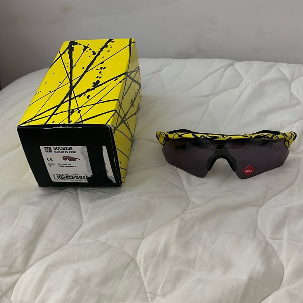 Oakley Radar EV Path Tour De France Splatter Prizm Road Black Limited Edition